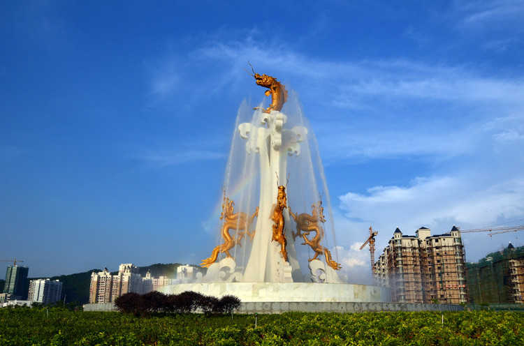 寶石節期間天氣晴好 午后陽光強烈